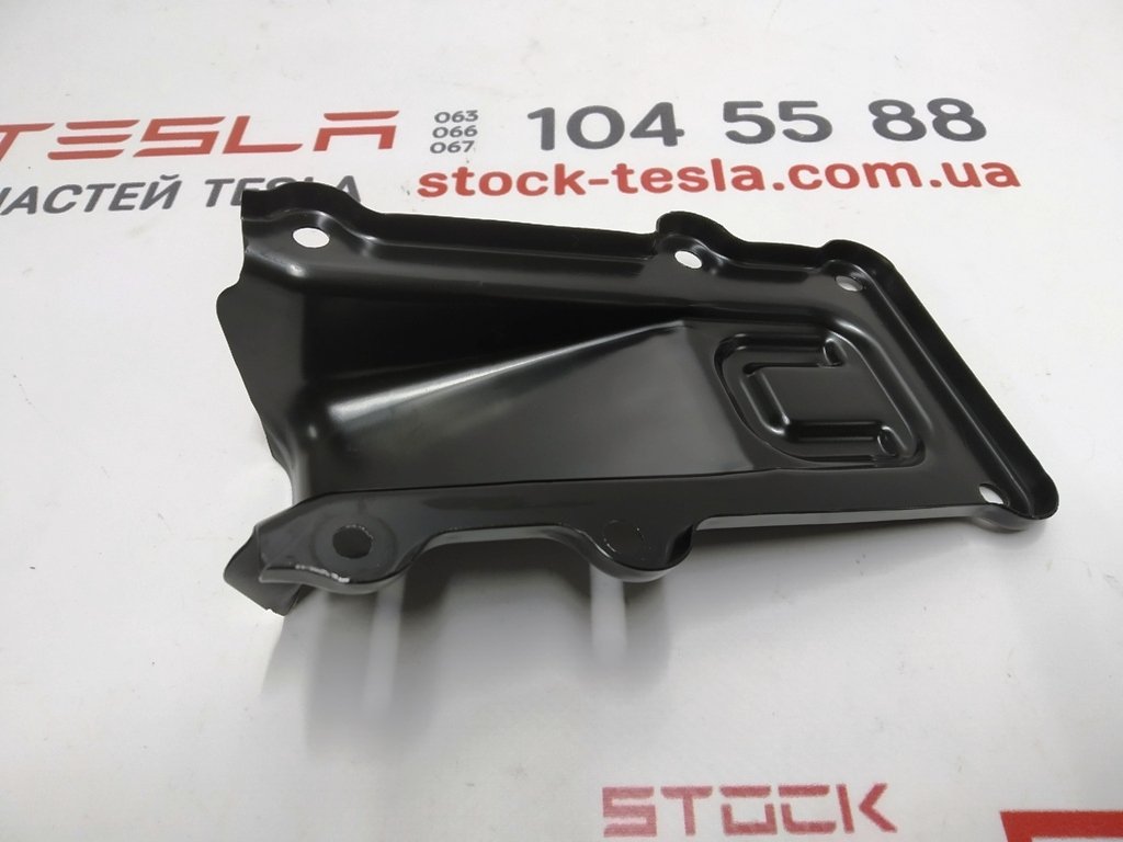 1 Montážní držák krytu ventilace hlavní baterie Tesla model S REST, Tesla model X 1106362-01-B